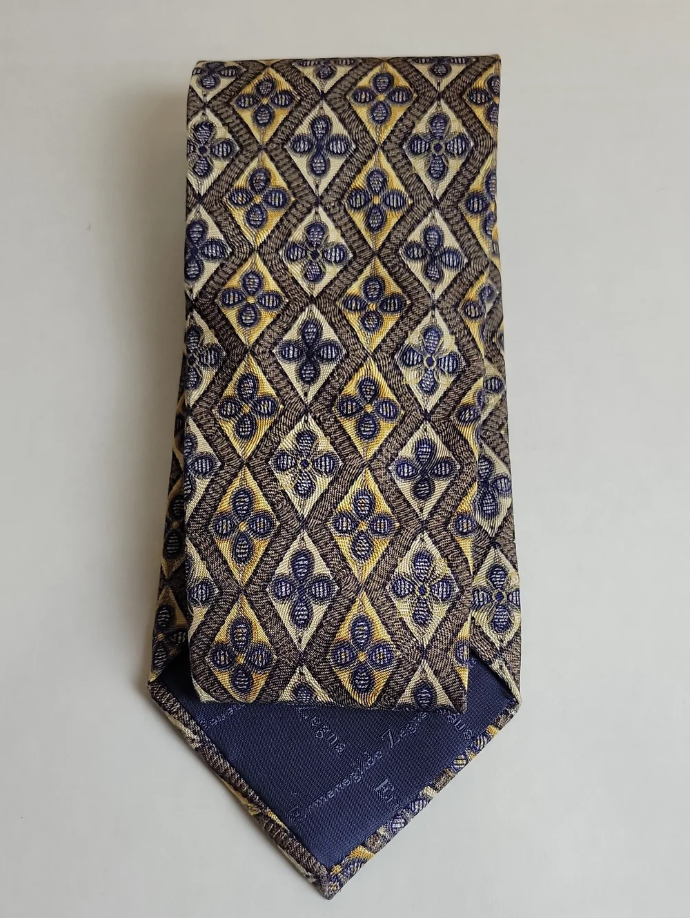 Ermenegildo Zegna Men’s patterned necktie silk classic geometric floral motif